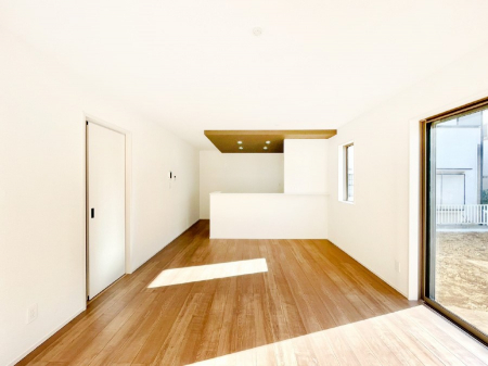 rO@Ƒ̓₩Șbŕ܂閾邢rO  