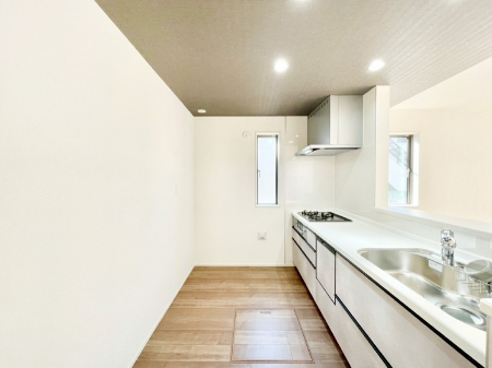 Lb`@Ƃ肠Lb`ł͂ƑƊył܂B