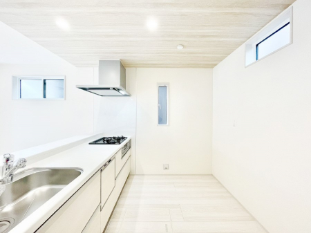 �L�b�`���@�����g���ꏊ���A�����̍H�v�œ��ʂȏꏊ�ɁB�|�b�v�A�b�v�V����̗p�����L�b�`���I