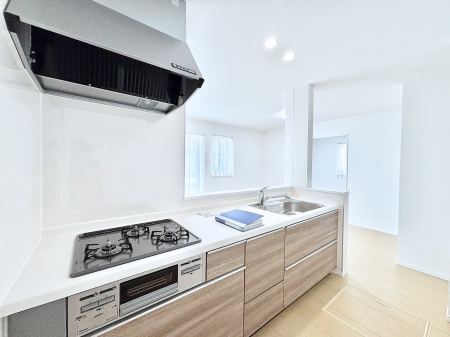 �L�b�`���@�������������I�ɁA�y�����I�V�X�e���L�b�`��  