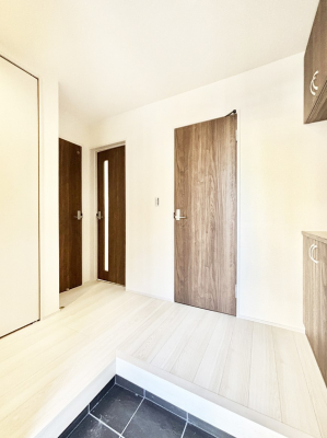 ���ց@�Ƒ��̋A��₨�q�l�������������}���錺��