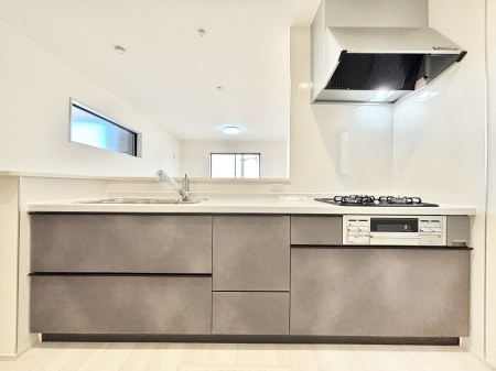 �L�b�`���@�������������I�ɁA�y�����I�V�X�e���L�b�`��  