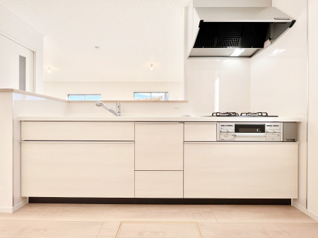 �L�b�`���@�������������I�ɁA�y�����I�V�X�e���L�b�`��