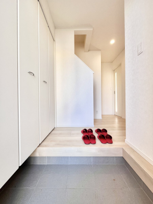 ���ց@�Ƒ��̋A��₨�q�l�������������}���錺��