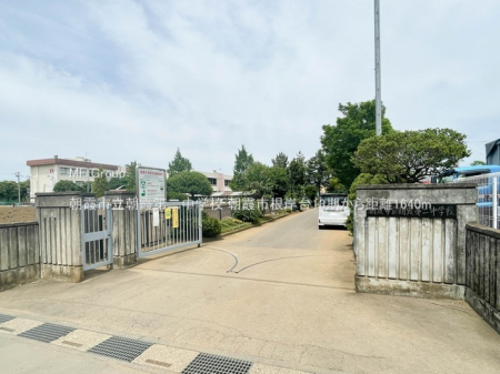 ӊ@wZ 1640m s񒆊wZ