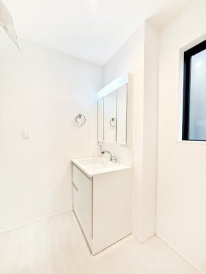 ̑@邢ʏ͖̐gxxyłႢłB    