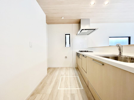 �L�b�`���@��Ƃ肠��L�b�`���ł͂��Ƒ��Ɗy�������������ł��܂��B