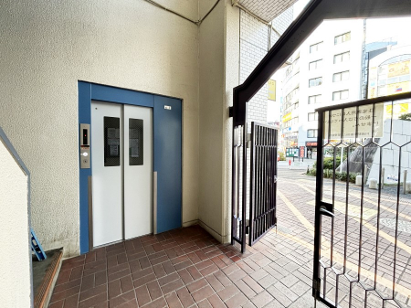 ���̑��@�G���x�[�^�[