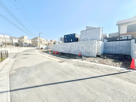 ӊ@wZ 700m 䑷qsRwZ