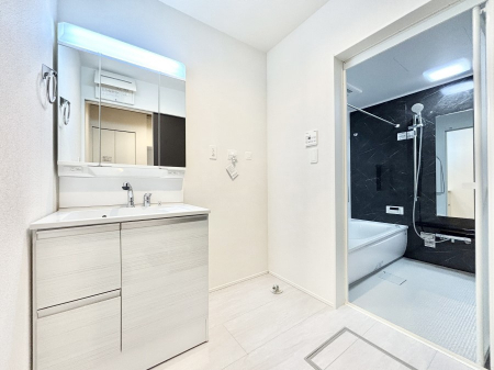 ���ʑ�E���ʏ��@�������̂�����K��Ԃł��B�����̐g�x�x���C�����ǂ����g�������܂��B 