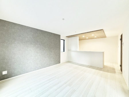 ���r���O�@�i�`�������e�C�X�g�̗D�����_�炩���F�g���̃t���[�����O���f�G�ȃ��r���O�ł��ˁB