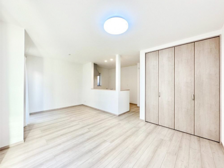 rO@Ƒ̓₩Șbŕ܂閾邢rOB   