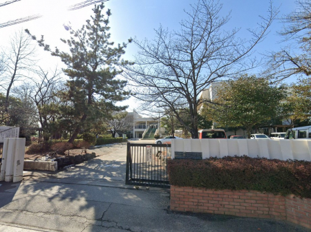 ���ӊ��@���w�Z 1040m �t�����s�����쏬�w�Z