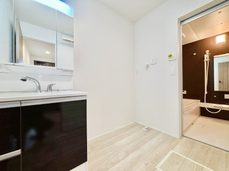 ̑@gxxX[YɂȂEߏ    @    