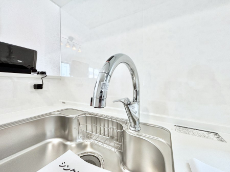 ���̑����ρ@�Z���T�[�Ɏ�������������œf���^�~�����ł���^�b�`���X�����B