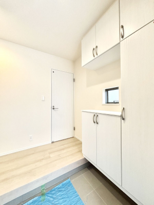 ���ց@�Ƒ��̋A��₨�q�l�������������}���錺��  