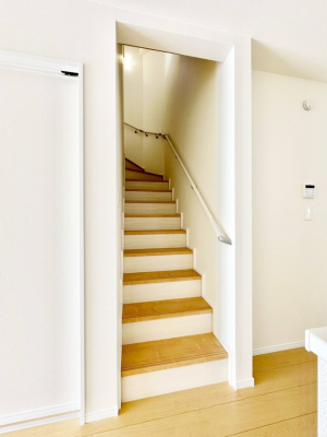 ���̑��@�K�i�͎肷��t���Ȃ̂ŏ����Ȃ��q���܂₲����̕������S�ł�