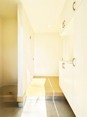 ���ց@�Ƒ��̋A��₨�q�l�������������}���錺��