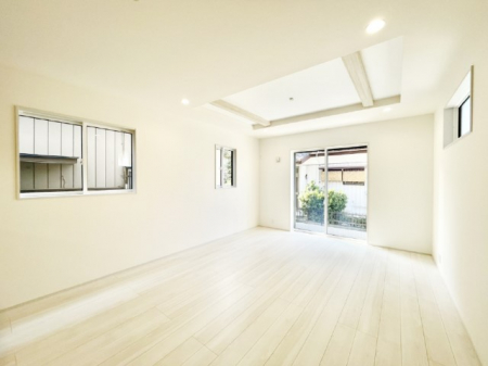 ���̑����ρ@�Ƒ������R�ƏW�܂�e���̃X�y�[�X�ɂȂ肻��