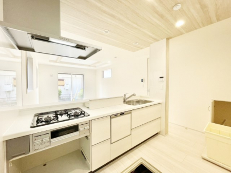 �L�b�`���@���������Ȃ��炲�Ƒ��Ƃ̉�b���y���߂�ΖʃJ�E���^�[�L�b�`��