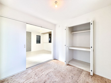 ̑ρ@_炩̋Ԃ́Aql̗Vя◈q̂ĂȂ̏ꏊƂďd󂵂܂B 