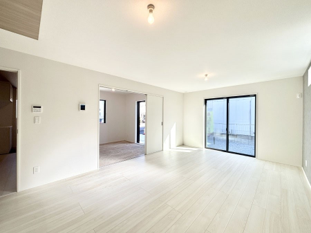 rO@͋Ĉkcj͉Ƒ݂Ȃ̉K  