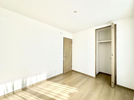 �q�������@�q�������ɂ��������߂Ȏ��[�X�y�[�X�����Ղ�̋���