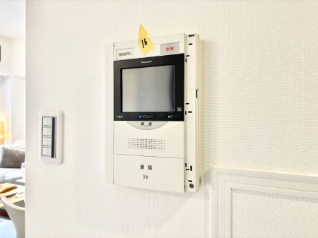 ���̑����ρ@�K��҂���ڂł킩����S�̂s�u���j�^�[�t���C���^�[�z���B   