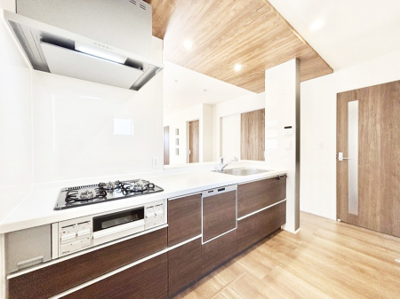 �L�b�`���@�L�X�Ƃ����g������̗ǂ��L�b�`���œ��X�̂��������y�����Ȃ肻��