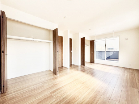 ���̑����ρ@�h�A���N���[�[�b�g2�����t���Ȃ̂�2�����ɕ����ė��p��