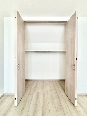 ���[�@�����Ղ�̎��[�X�y�[�X�ŉ��K�ɕ�点���� 