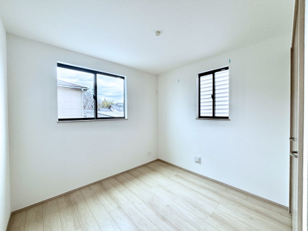 ���̑����ρ@2�ʍ̌����m�ۂ������邢��ԁB�Ƒ��݂�Ȃ����K�ȕ�炵����������݌v�ł��B