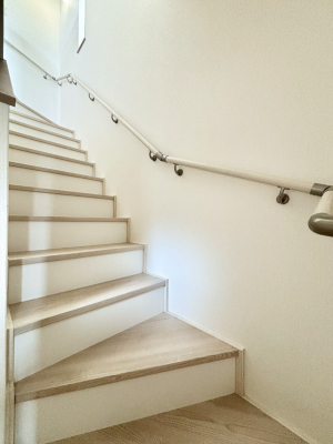 ���̑��@���S�����l�����K�i�ɂ͎肷���ݒu���Ă��܂�