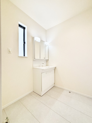 ���̑��@�L�X�Ƃ�Ƃ�̂��郉���h���[�X�y�[�X