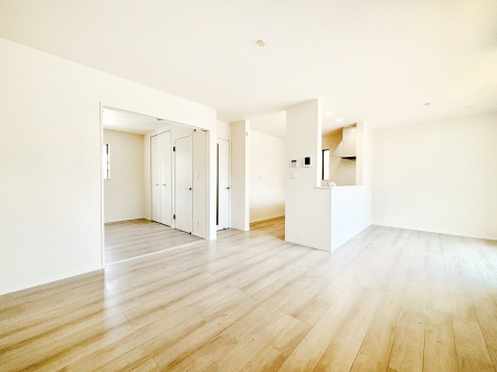 ���r���O�@�Z�ޕ��̌��������o�����A�C���e���A���l����̂��y���݂ȃ��r���O�ł��I