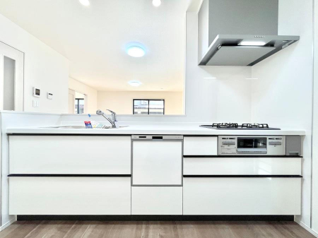 �L�b�`���@�������������I�ɁA�y�����I�V�X�e���L�b�`��  