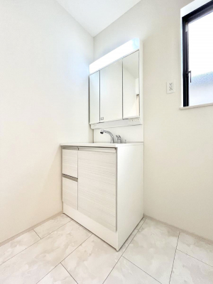 ���ʑ�E���ʏ��@���邢���ʏ��͖����̐g�x�x���y�����ł����Ⴂ�����ł��B