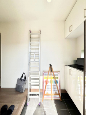 ���ց@�Ƒ��̋A��₨�q�l�������������}���錺��  