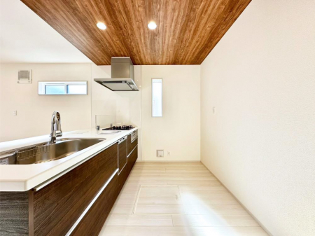 Lb`@u₩ȕʂ蔲Lb`B̂Ŗ邭Cɂ𗧂܂B