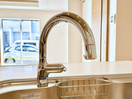 ���̑����ρ@�Z���T�[�Ɏ�������������œf���^�~�����ł���^�b�`���X�����B�򐅊�t���B