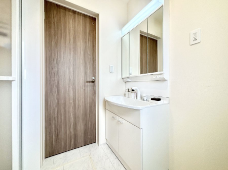 ���ʑ�E���ʏ��@���邢���ʏ��͖����̐g�x�x���y�����ł����Ⴂ�����ł��B