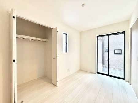 �q�������@�q�������ɂ��������߂Ȏ��[�X�y�[�X�����Ղ�̋���