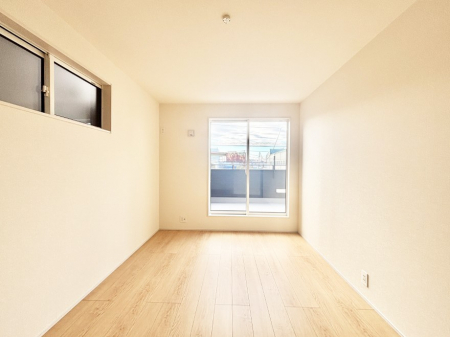 ���̑����ρ@�o���R�j�[���J�������v���X���Ă����m��