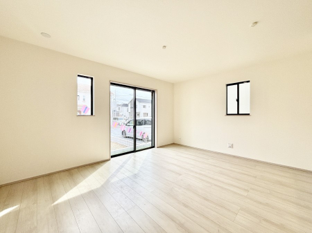 ���r���O�@�i�`�������e�C�X�g�̗D�����_�炩���F�g���̃t���[�����O���f�G�ȃ��r���O�ł��ˁB