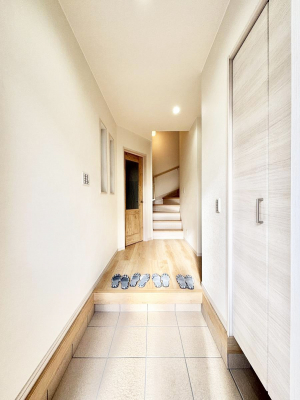 ���ց@�Ƒ��̋A��₨�q�l�������������}���錺��  