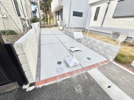 �@�����Ɍ������Ȃ����ԃX�y�[�X�B