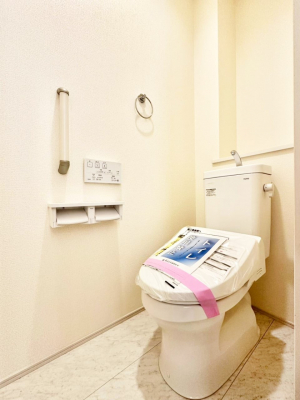 �g�C���@�g�C����1�K��2�K���ꂼ��ɔz�u����Ă��ĂƂĂ��֗��ł��B 