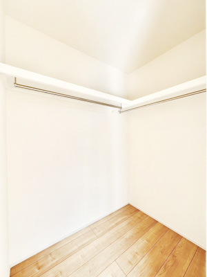 ���̑��@�ߗނ��n���K�[�Ɋ|�����܂܎��[�ł���WIC�B�ߗނ̐������ڂ����₷���ĕ֗��ł��I