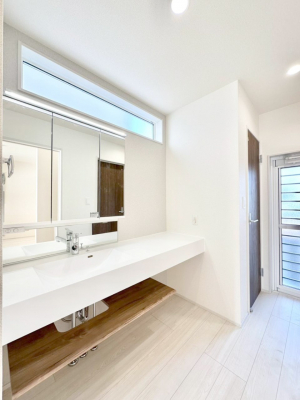 ���ʑ�E���ʏ��@�傫�����₷���O�ʋ��Ő�����������ʑ�́A�g�����Ȃ݃`�F�b�N�┧�̂������ɂ������߂ł��B 