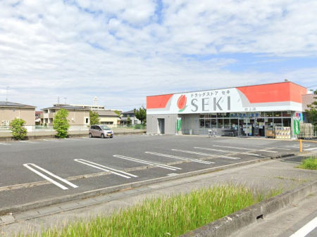 ���ӊ��@�h���b�O�X�g�A 323m �h���b�O�X�g�A�Z�L����X